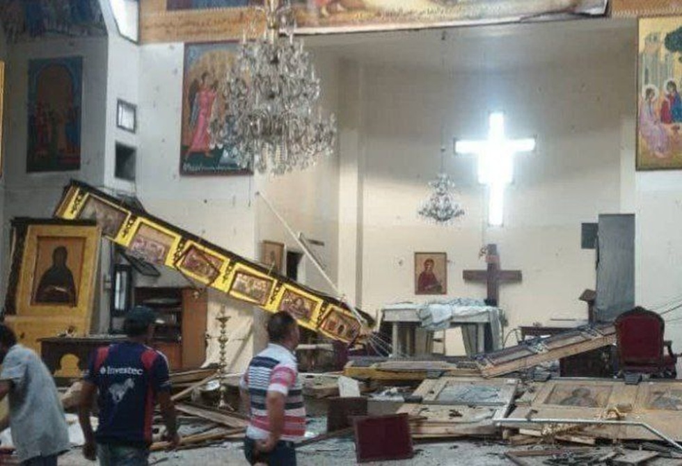 فرنسا تندد بالهجوم "الخسيس" على كنيسة في دمشق