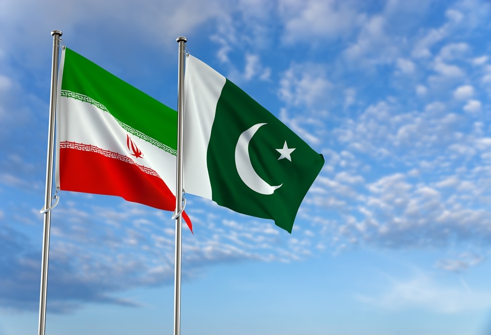 شبكة الحلم : وزير الدفاع الباكستاني: الضربات الأمريكية على إيران غير مبررة وتدفع المنطقة نحو حرب تضر الجميع