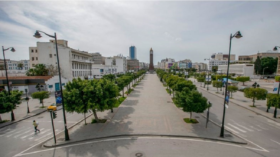 شارع الحبيب بورقيبة في تونس دون سيارات