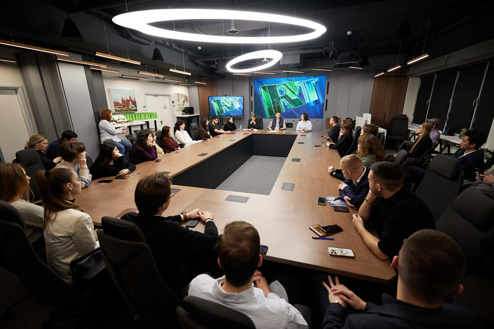 Студенты-арабисты из ведущих российских вузов прошли стажировку на RT Arabic