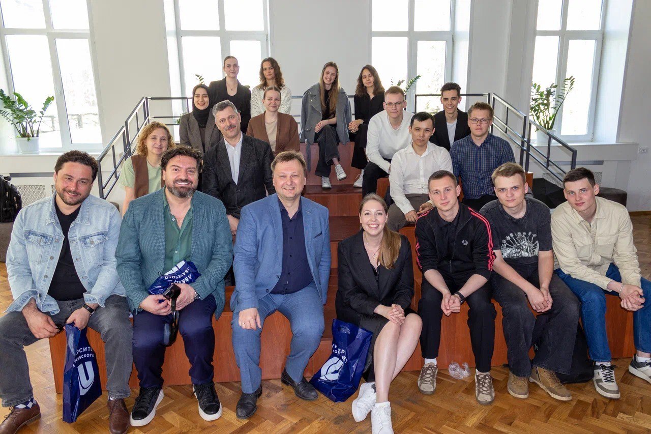 В ННГУ прошел мастер-класс экспертов телеканала RT Arabic