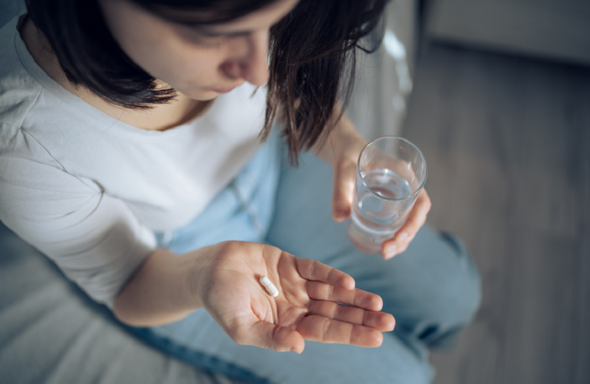 دواء شائع قد يزيد من خطر الإصابة بسرطان الثدي لدى الشابات