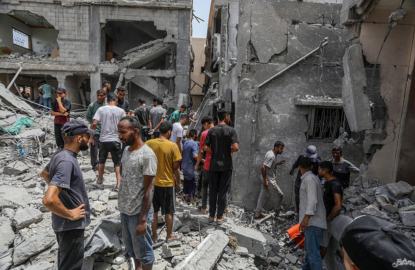 مجموعة مسلحة في غزة تنفذ "حكما ميدانيا شرعيا" بحق تجار الربا والتمويل الحربي