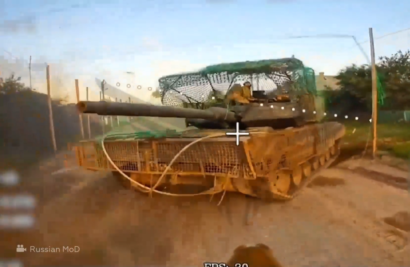 مسيرة روسية تدمر دبابة أوكرانية من طراز "ليوبارد" بمقاطعة سومي