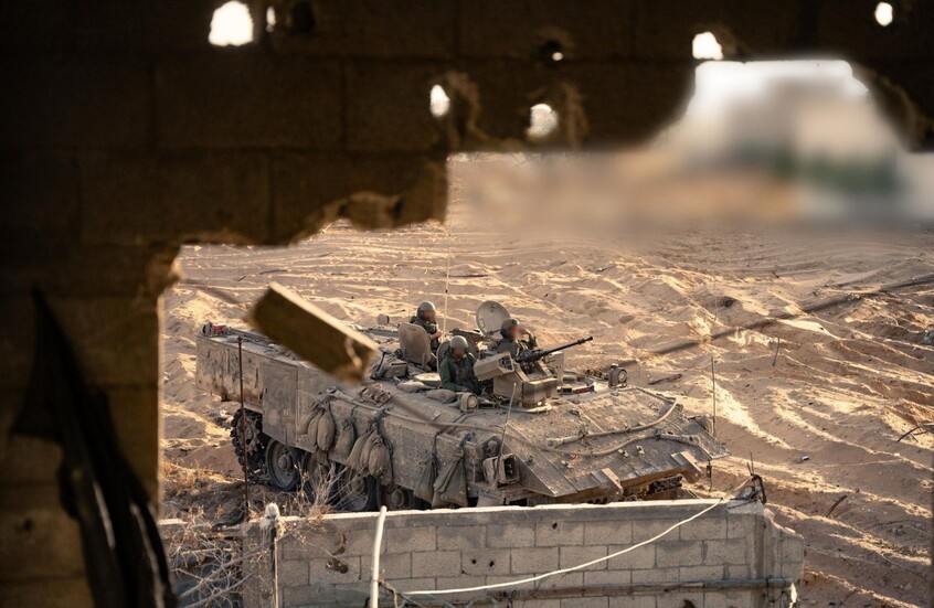 الجيش الإسرائيلي يعلن مقتل جندي وإصابة 3 آخرين بجراح خطيرة في معارك بقطاع غزة (صورة)