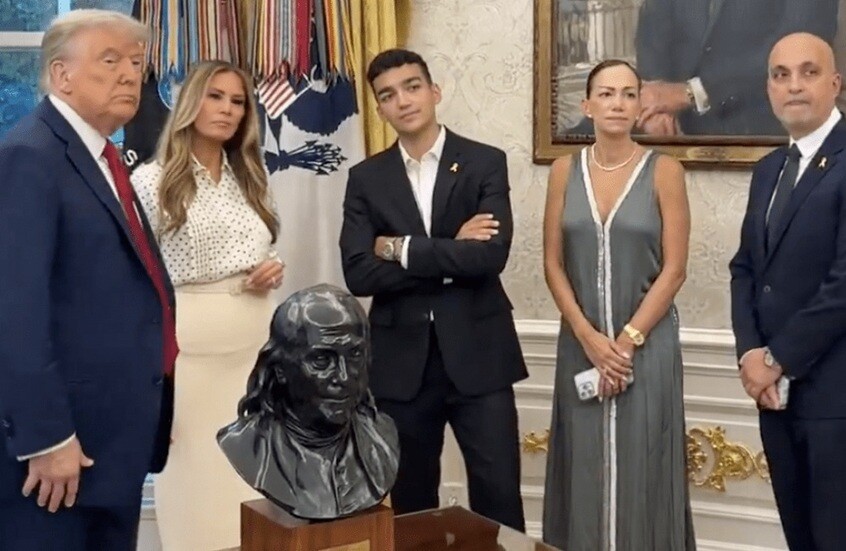 البيت الأبيض: ترامب وعد فأوفى وأعاد عيدان ألكسندر من غزة إلى وطنه أمريكا