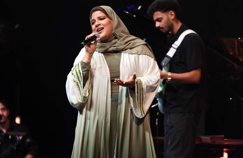 الفنانة دانة المير تمثل قطر في مسابقة "إنترفيجن" الغنائية الدولية في روسيا