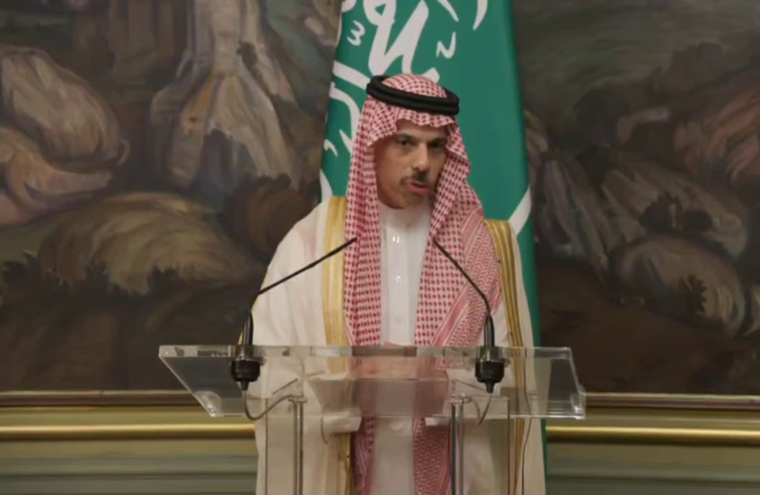 بن فرحان حول التطبيع مع إسرائيل: الأولوية الآن لوقف الحرب في غزة