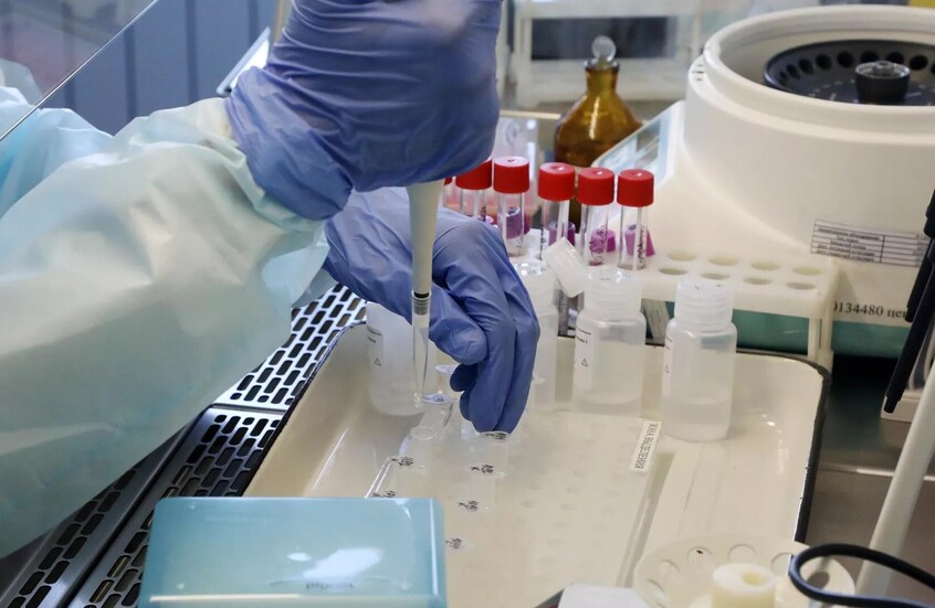 تحذيرات من انتشار متحور كوفيد الجديد "ستراتوس" في بريطانيا