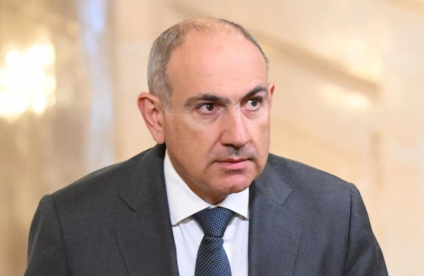 رئيس وزراء أرمينيا يجدد دعوته إلى دستور جديد للبلاد