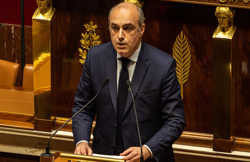 نائب في البرلمان الفرنسي يضع حدا لحياته