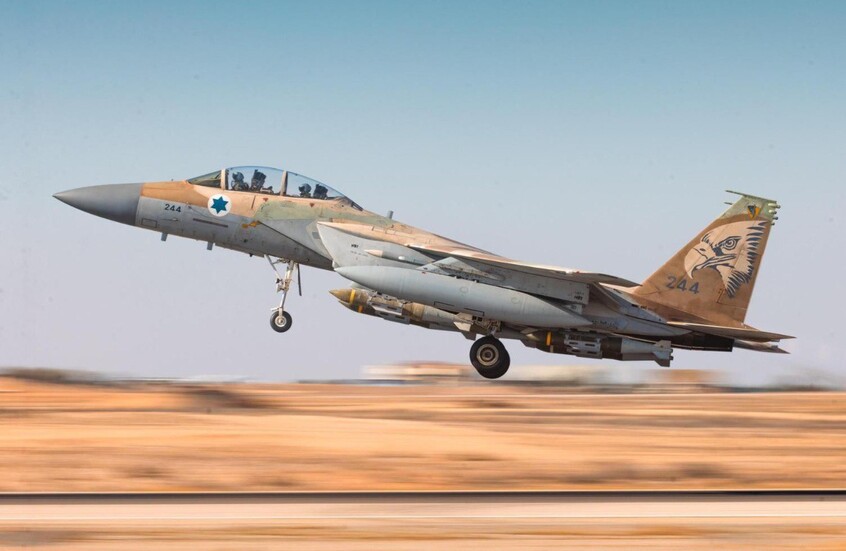 "أمبري": أرصفة خرسانية بميناء الحديدة اليمني تضررت جراء غارات إسرائيلية