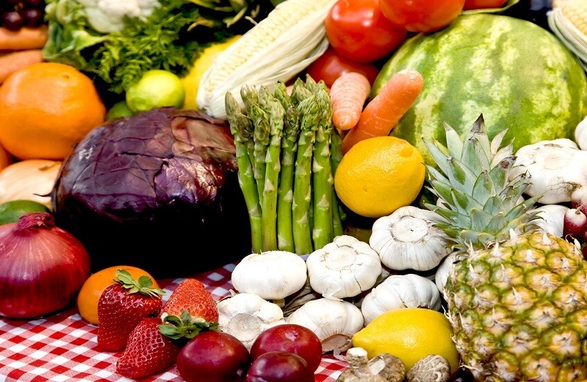 قواعد مهمة لغسل الفواكه والخضروات