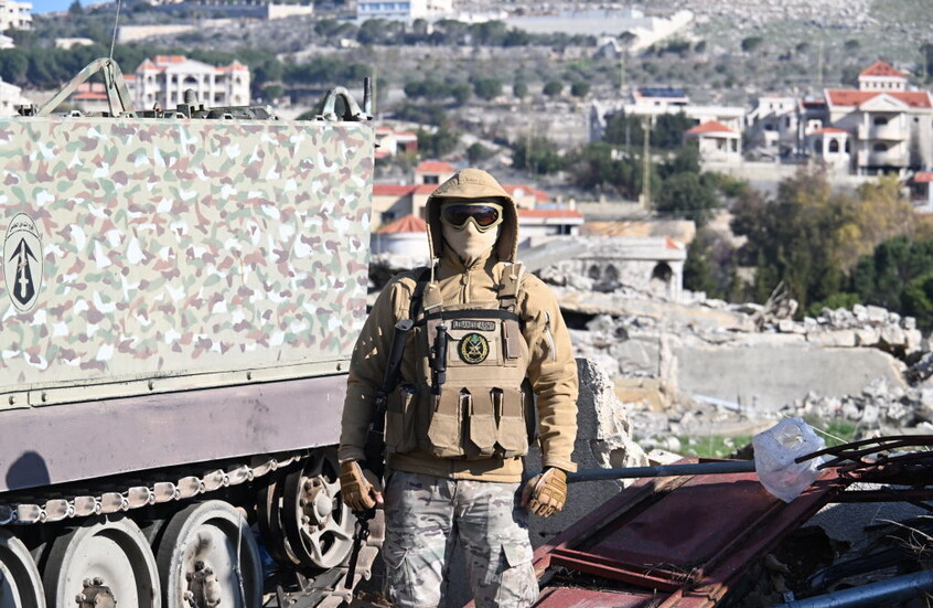 الجيش اللبناني يعلن توقيف 4 مواطنين ظهروا مسلحين في إحدى المناسبات