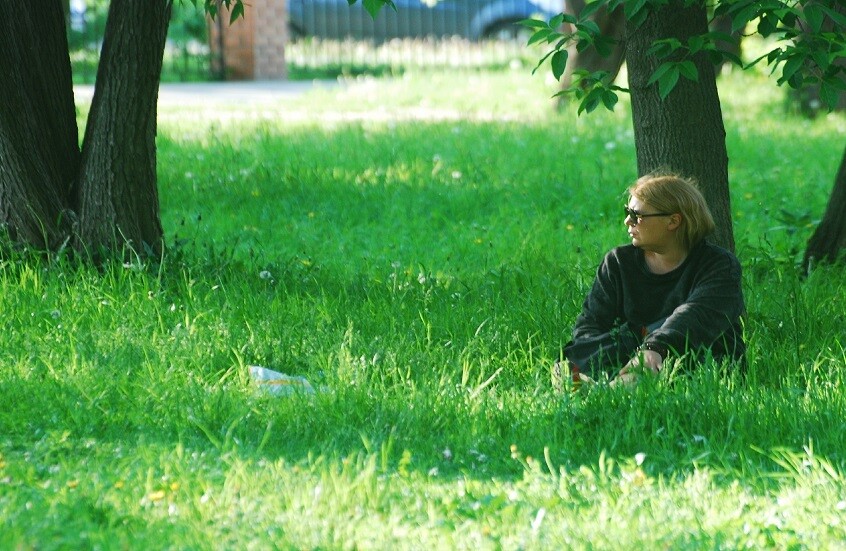 طبيبة عيون: النظارات الشمسية وسيلة فعالة للوقاية من التهاب العين التحسسي