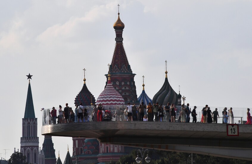 روسيا تشرع أبوابها لمواطني سلطنة عمان.. إلغاء نظام تأشيرات الدخول بين البلدين