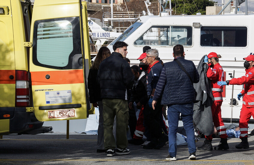 اليونان تعلق طلبات اللجوء من مهاجرين بجزيرة كريت بعد زيادة أعداد القادمين من ليبيا