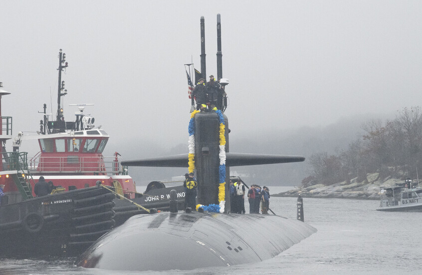 غواصة نووية أمريكية تزور ميناء في آيسلندا لأول مرة