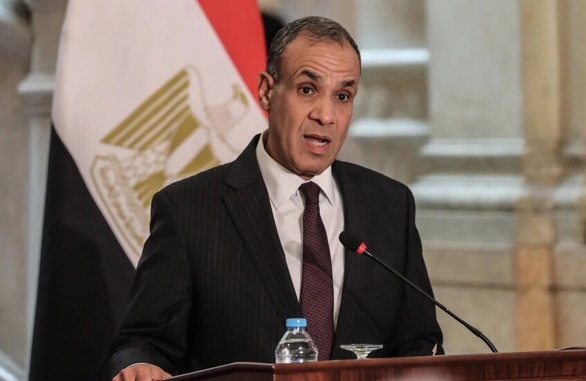 وزير الخارجية المصري يجري اتصالات بـ7 من نظرائه العرب