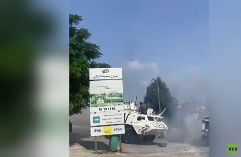 جنوب لبنان.. أهالي بلدة عيتيت يعترضون دورية لقوات "اليونيفيل"