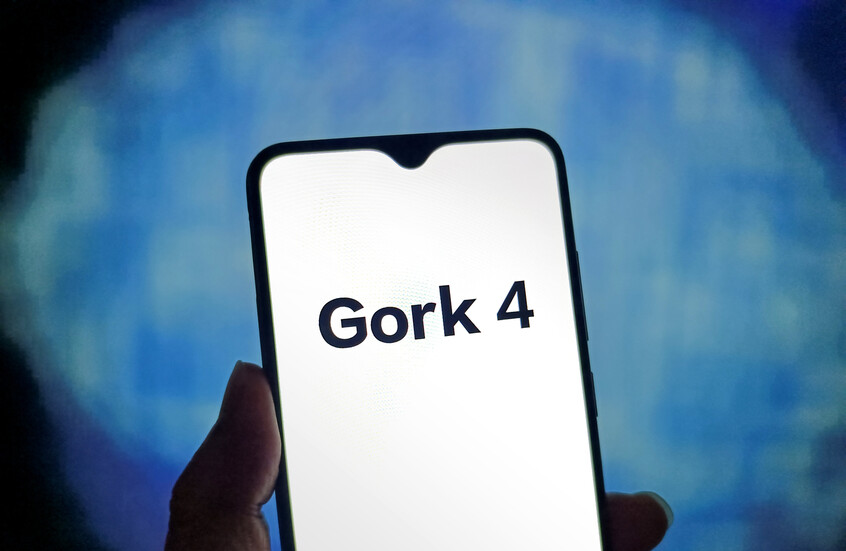 ماسك يشعل سباقا في مجال الذكاء الاصطناعي بإطلاق "Grok 4"