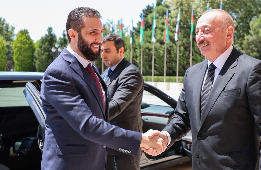 "كان" تكشف مضمون اللقاءات الإسرائيلية-السورية في أذربيجان