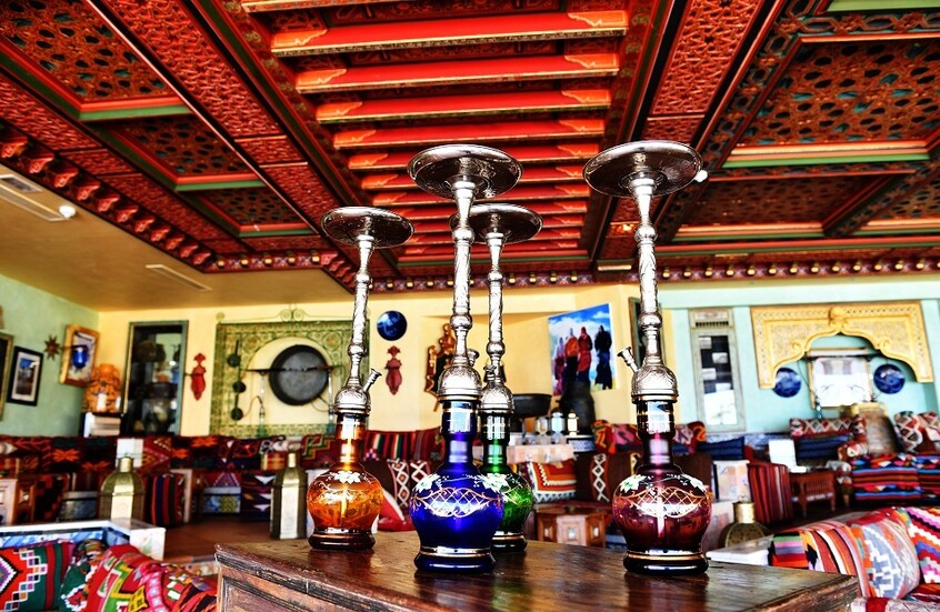 الكنيسة الروسية تدعو إلى عدم تطبيق طقوس التكريس على دور القمار ومقاهي الشيشة