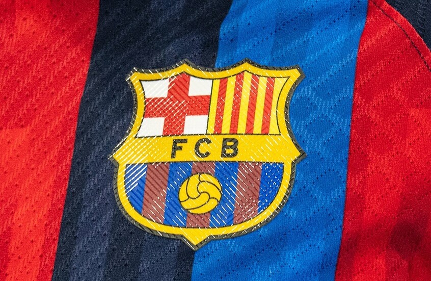 برشلونة يعلن تعاقده مع "موهبة" كويتية الأصل