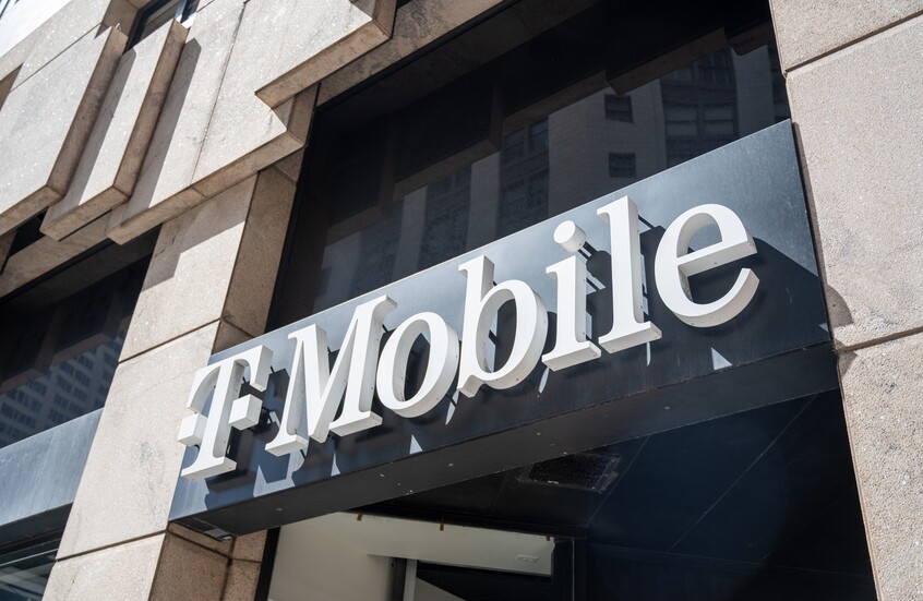 T-Mobile تعود للمنافسة في عالم الحواسب اللوحية