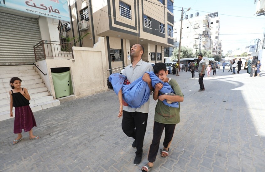 غزة: غارات جوية مكثفة توقع قتلى وجرحى وتدهور في الخدمات الصحية