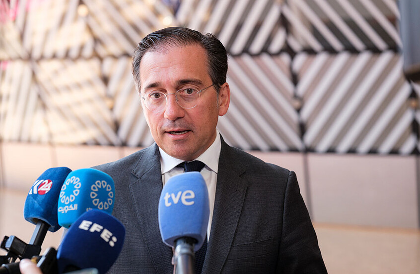 وزير الخارجية الإسباني: لا يسمح للسفن التي تحمل أسلحة لإسرائيل أن ترسو في موانئنا