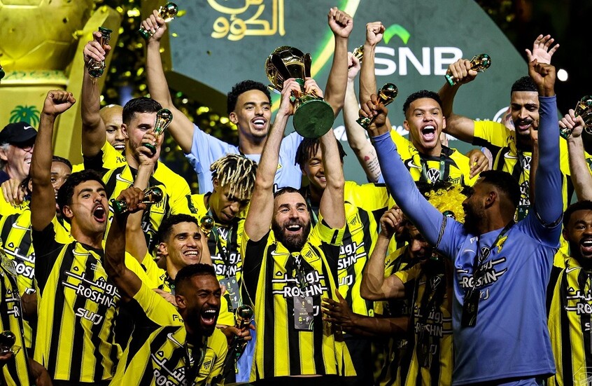 الاتحاد السعودي يحسم ملف الجزائري حسام عوار