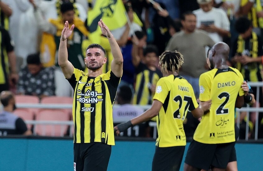 الاتحاد السعودي يحسم ملف الجزائري حسام عوار