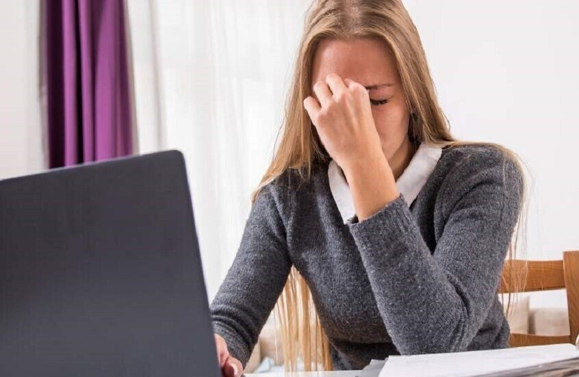 التعب المزمن والنعاس صباحا.. متى يستدعي الأمر فحصا طبيا؟