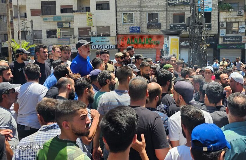 تظاهرات في جرمانا بريف دمشق تدعو إلى إسقاط النظام (فيديوهات)