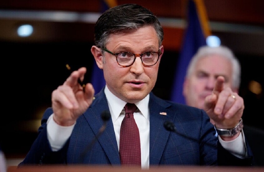 مايك جونسون يؤكد أن ماسك قام بتغيير رقم هاتفه بعد خلافه مع ترامب