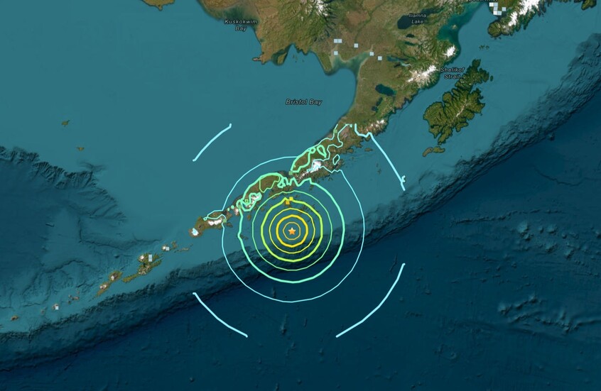 زلزال بقوة 7.3 درجة على سلم ريختر يضرب ألاسكا الأمريكية وتحذيرات من تسونامي