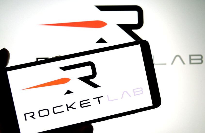 Rocket Lab تسعى للحصول على منصة بحرية لصواريخها الفضائية الجديدة