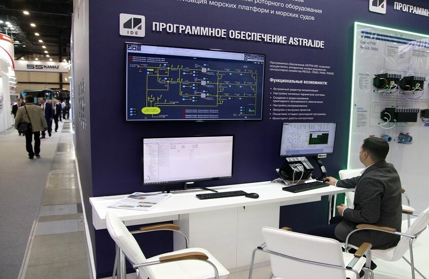 طريقة سهلة لاسترخاء العضلات أثناء العمل في وضعية الجلوس