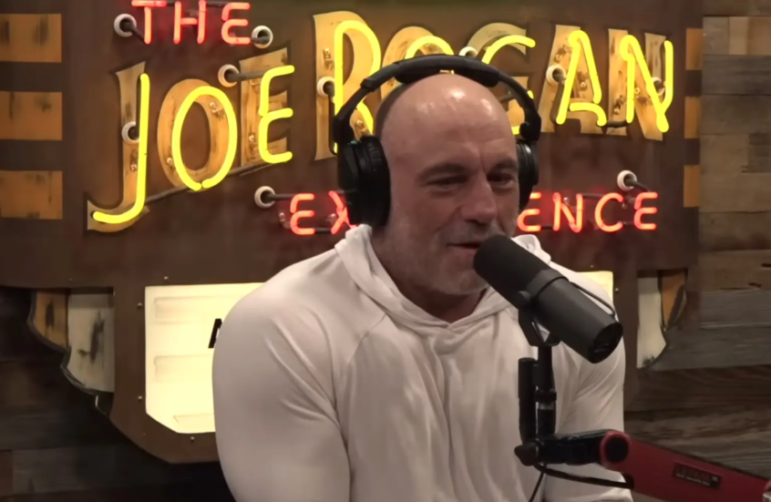 المقدم الشهير جو روغان يحث نائبا أثار جدلا بتصريحه عن وجود 6 أجناس بالترشح للرئاسة الأمريكية