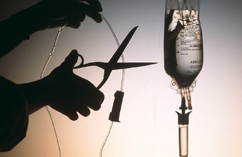 دولة أوروبية تقنن الانتحار!