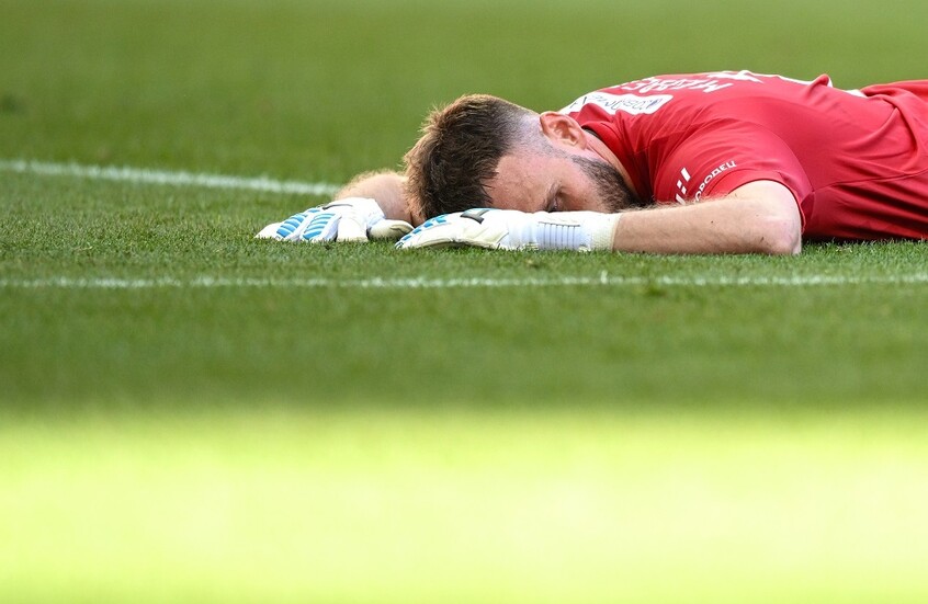 شاهد.. هدف غريب بـ"نيران صديقة"