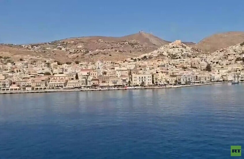 منع رسو سفينة سياحية كانت تقل إسرائيليين على السواحل اليونانية