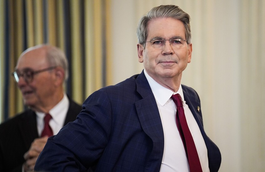 مفاوضات أمريكية صينية حول الرسوم قبل انتهاء مهلة واشنطن