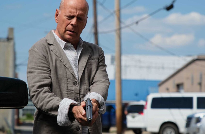 إعلام: النجم بروس ويليس عاجز عن المشي والكلام