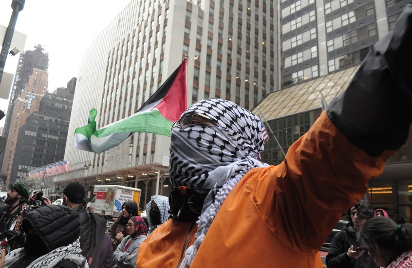 جامعة كولومبيا تفرض عقوبات صارمة على 80 طالبا