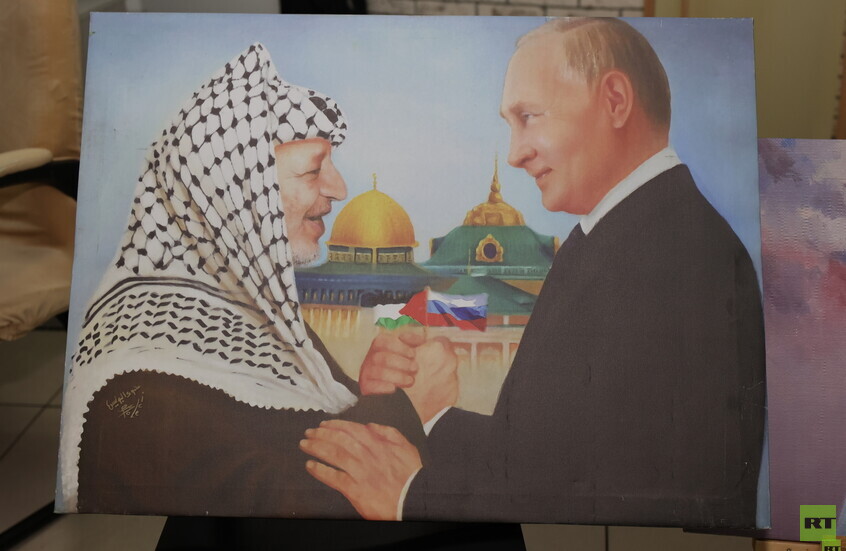 "فلسطين في قلوبنا".. معرض لفنانين روس وأجانب (صور)