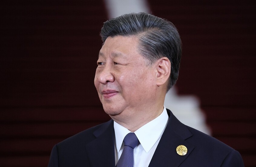 شي جين بينغ يلتقي في بكين مع قيادة الاتحاد الأوروبي