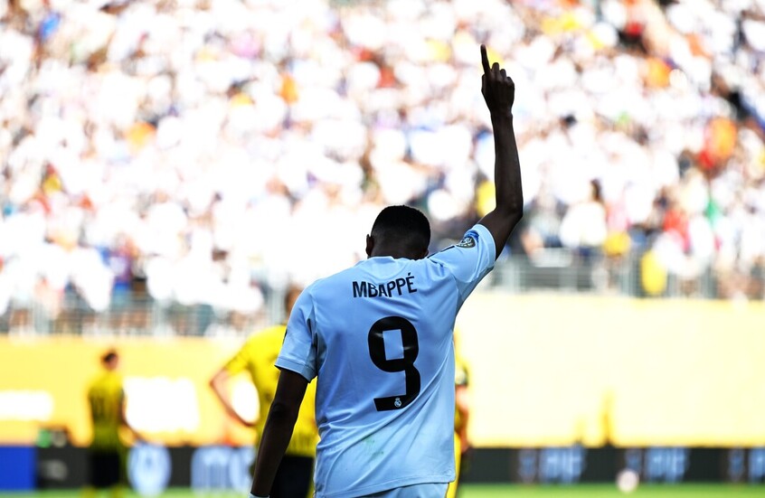 مبابي يحصل على رقم القميص الأسطوري في ريال مدريد