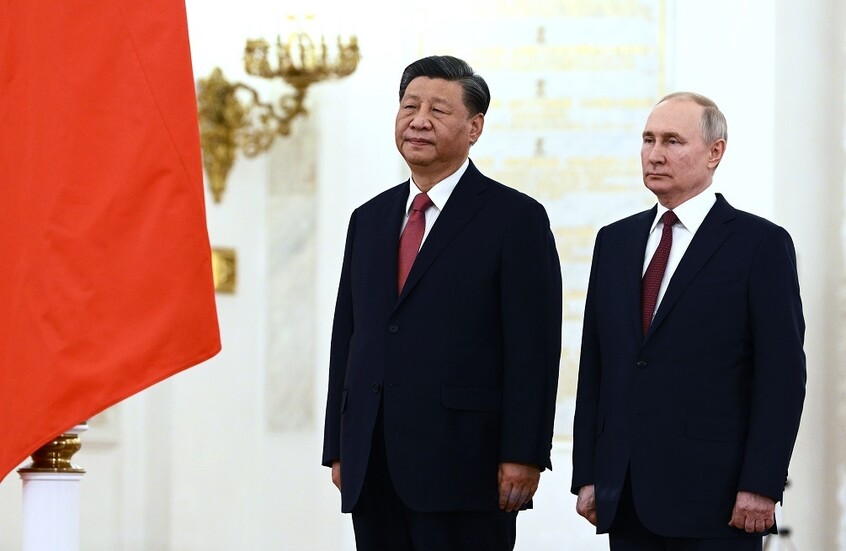 شي جين بينغ  يعزي بوتين في ضحايا تحطم طائرة ركاب بالشرق الأقصى الروسي